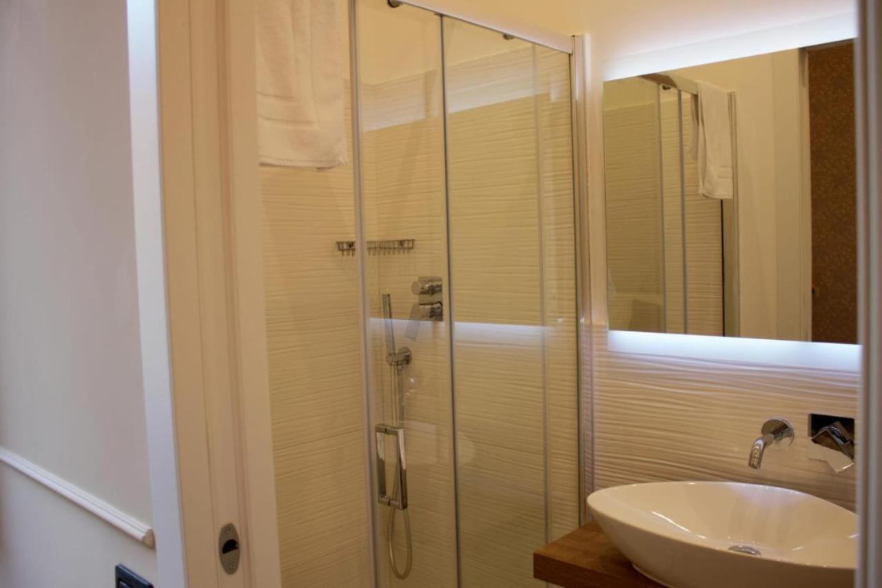 52 Vespasiano Vatican Suites Рим Екстер'єр фото